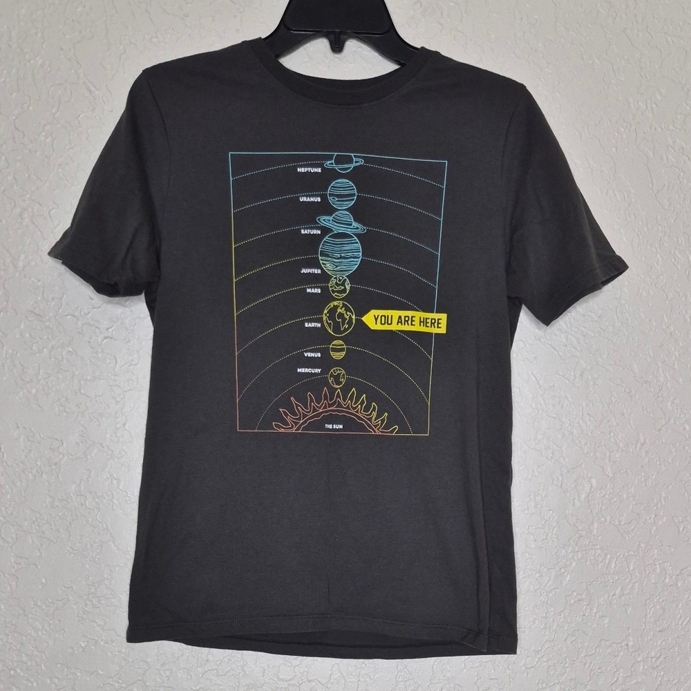 Wonder Nation Boys Solar System Graphic Tee Shirt Gray XXL 18 You Are Here Space